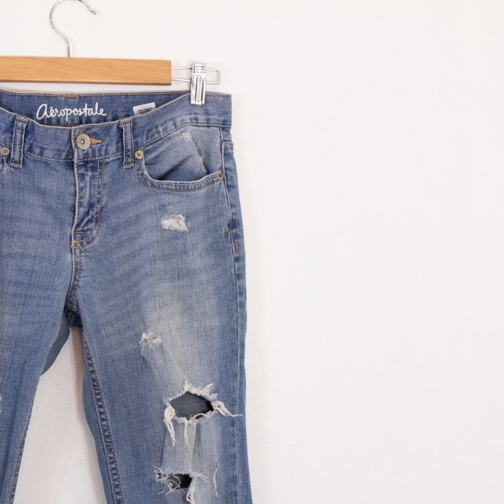 *Aeropostale Ripped Mid-Low Rise Jeans - Picture 3 of 4